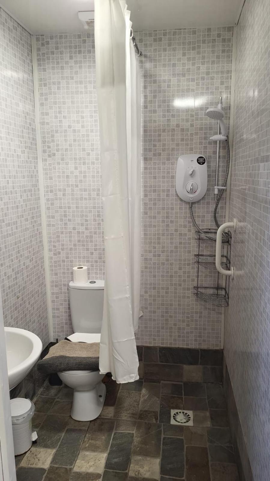 Mount Pleasant Country House Guest House Лукан Екстериор снимка